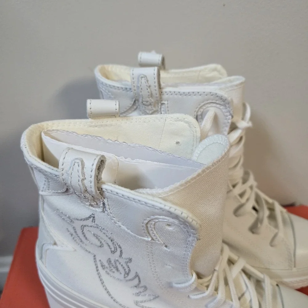 Converse Chuck 70 De Luxe Heel Hi A10335C‎ Vintage White Womens Sz 10 Festival